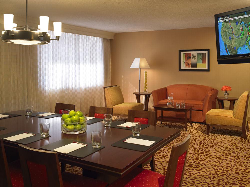 Marriott Kansas City Overland Park Exterior foto
